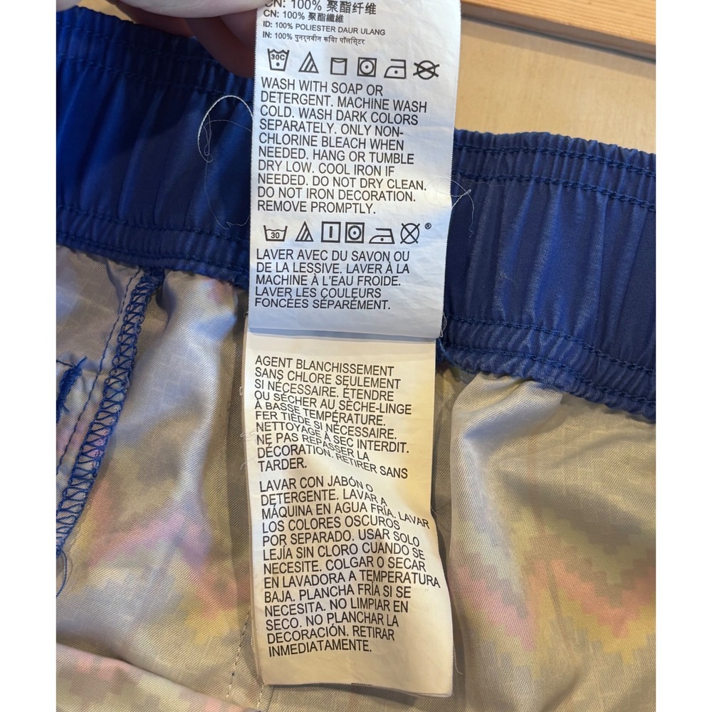 Roxy Girls Blue Chevron Board Shorts Swim Trunks Size Medium Surfer Beach EUC - Picture 3 of 11